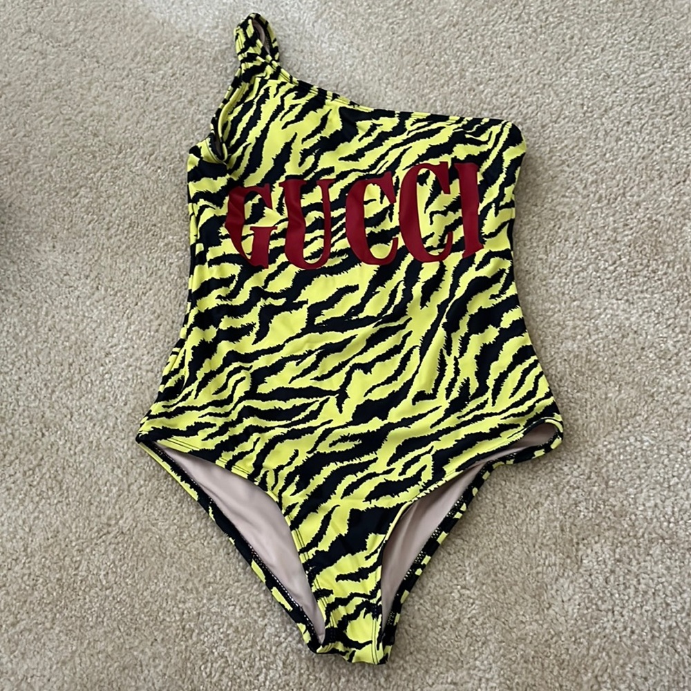 Womens swim
